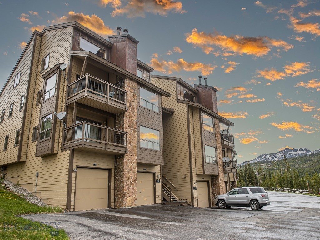 105 Beaverhead Dr #301 Condo For Sale - Big Sky, Montana